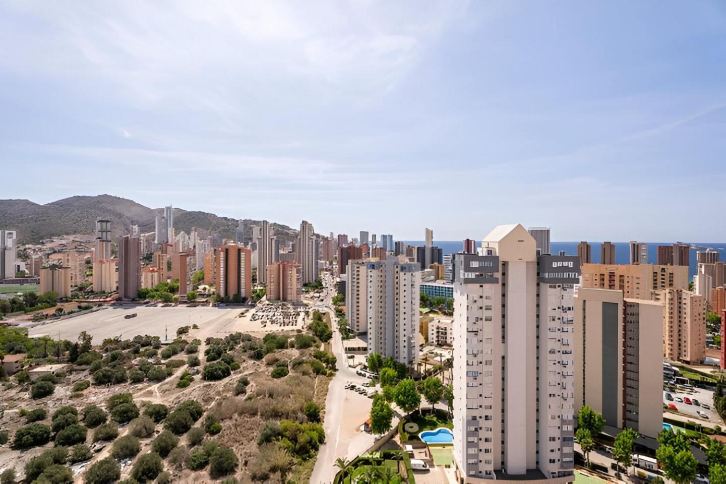 Paraiso Suites بينايدورم المظهر الخارجي الصورة